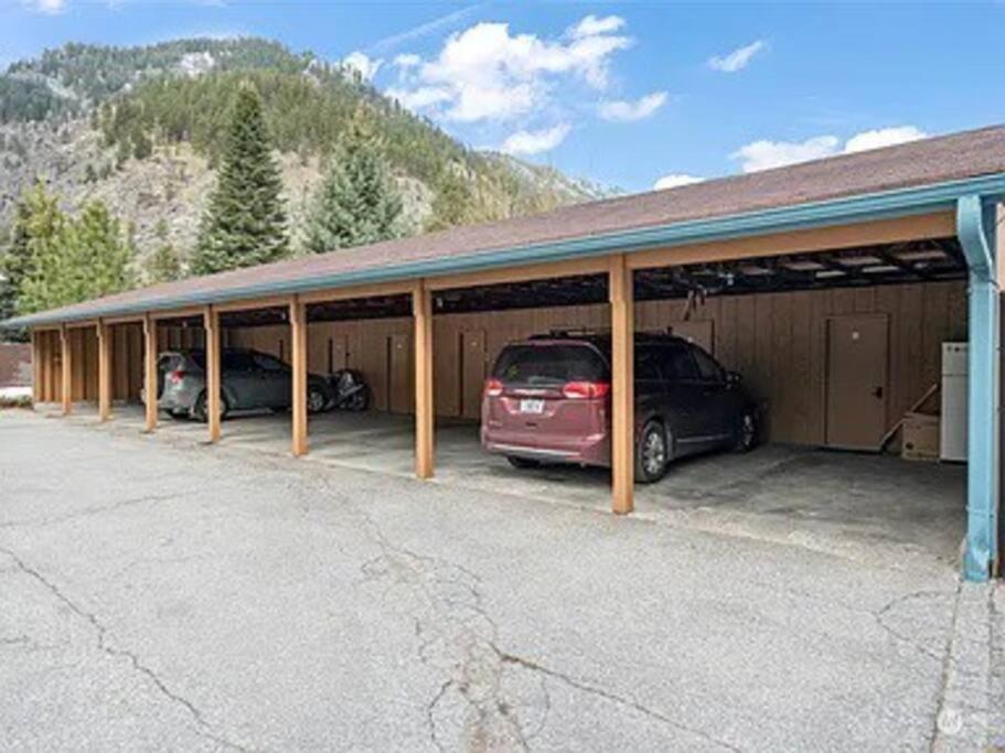 Cozy Bavarian Getaway Leavenworth Exterior photo